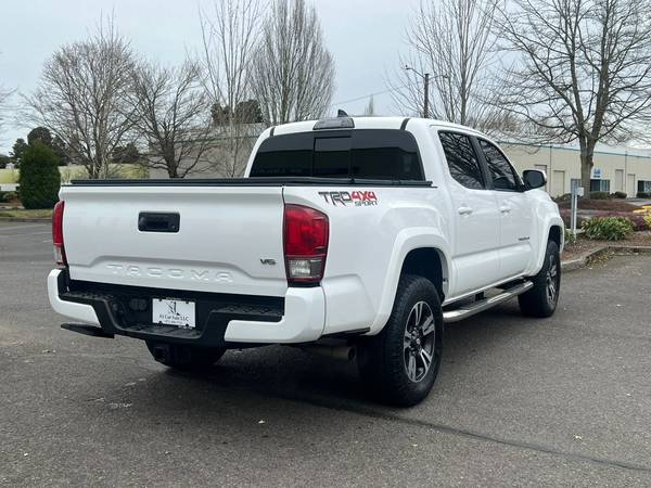 2017 Toyota Tacoma Double Cab - Photo 8