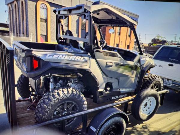 2023 Polaris General XP Ultimate 1