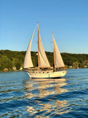 1982 Island Trader 37/38' Ketch sailboat 1