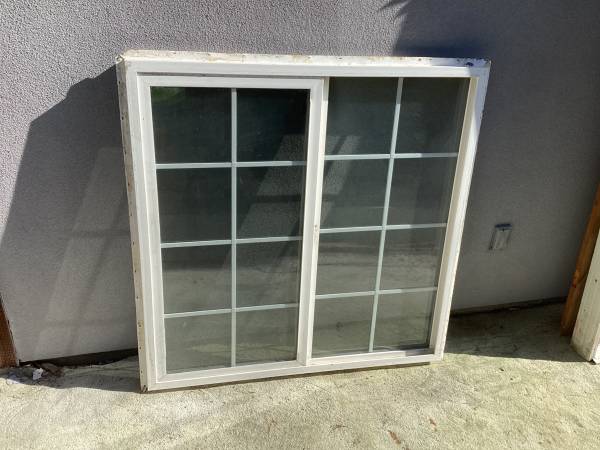white vinyl double-paned window with screen 1