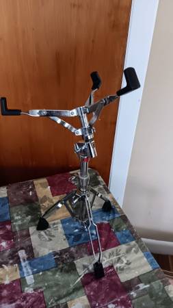 Tama Snare Stand. 1