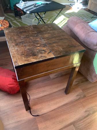 Side end table 1