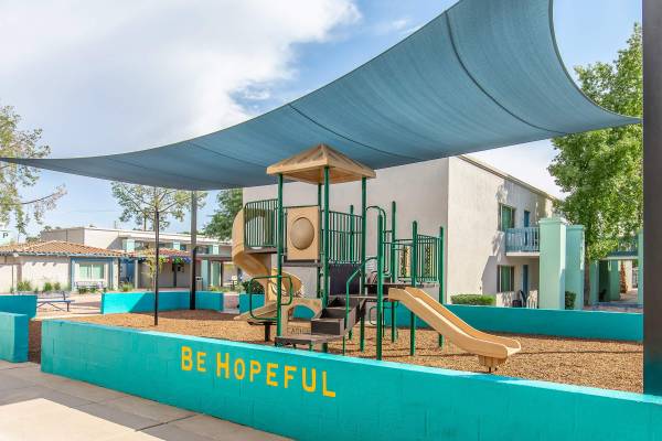 Easy Access to Schools, Located in Phoenix, 1/bd 1/ba 1