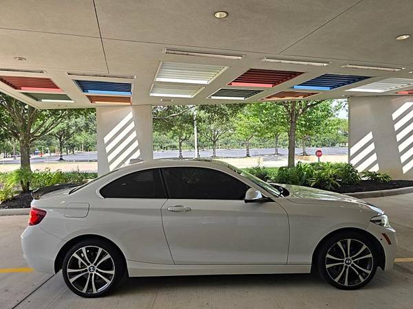 2020 BMW Serie 2 230i xDrive Coupé 2D - $13890.0063622281337347124