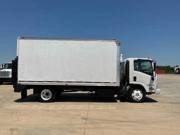 2016 Isuzu NQR 16' - Photo 6