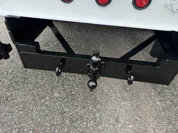 2002 Ford F550 4X4 V8 - Photo 11