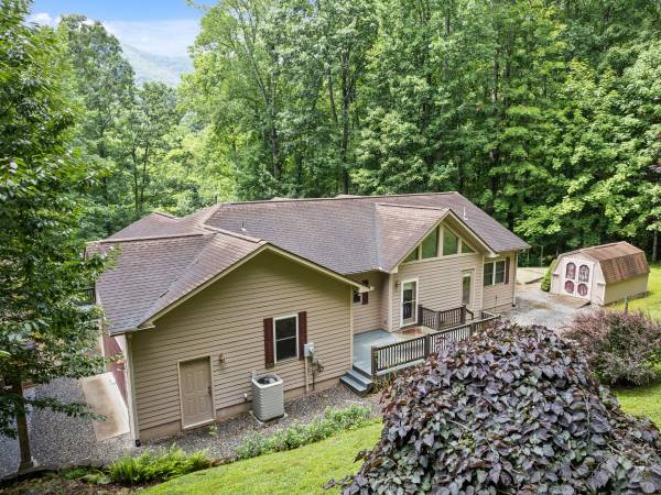 $549,000 / 3br - 1710ft2 - 3/2 Quiet Cabin in the Hills - 261 Serenity Dr (Waynesville)64029207199361123
