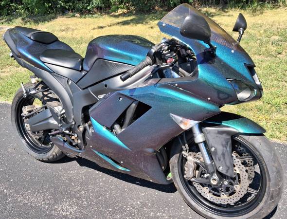 2008 KAWASAKI ZX6R NINJA 13K MILES! - motorcycle parts - by owner