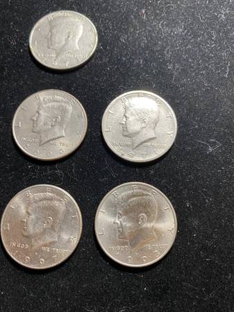 5Pcs Kennedy Half Dollar Circulated 1