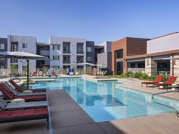 $1,699 / 3br - 1278ft2 - Resort Style Living Everyday! Why should you settle for anything less? (Goodyear)64024994980867124