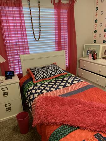 Twin Bed Comforter, Sheets, Chair, Curtains, and trash Can 1