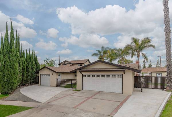 Master Bedroom with Private Entrance and Bathroom 1