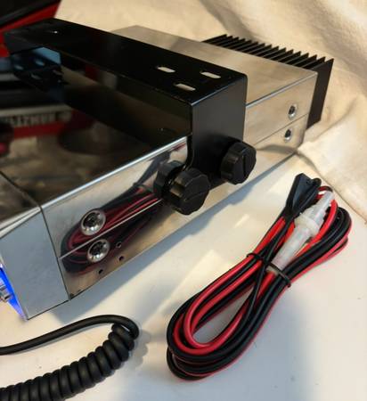 CHROME EDITION CONNEX 3300HP CB RADIO NEW - $400 (Heber Springs AR)63471309547649124