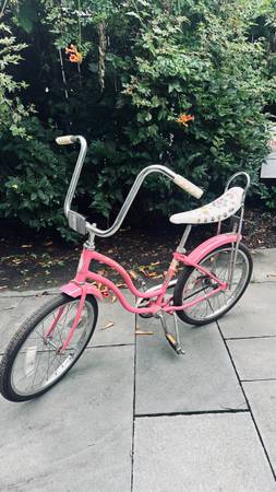 schwinn bicycle pink "Fair Lady" Bike precise gear changes Vintage Schwinn Lil' Chick Banana