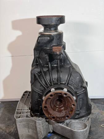 BMW 2006-2010 M5 M6 E 60 E62 E63 E64 REAR AXLE DIFFERENTIAL 1