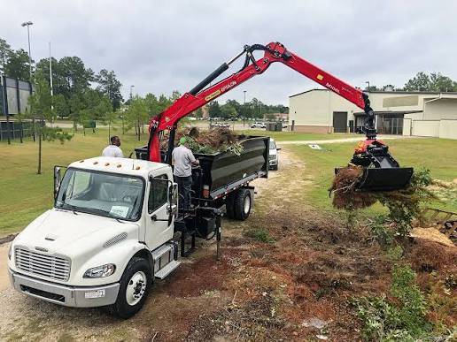 Rush Hour! Need CdL Dump/Grapple Truck drivers ( Start immediately) 1