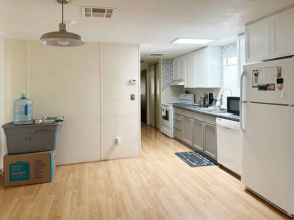 $28.900 / 2 dormitorios - 980 pies² - Vida tipo resort en una casa móvil de 2 dormitorios y 2 baños en un parque exclusivo para mayores de 55 años (Tucson, AZ)