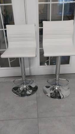 CHAIR Adjustable Stool w/ Leatherette Seat WHITE 1