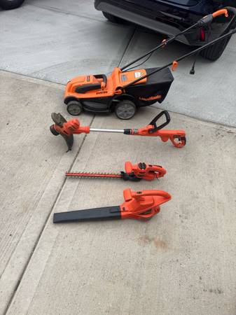Lawn equipment bundle 1