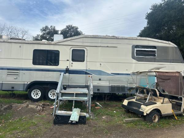 $1000 fleetwood older working condition 1