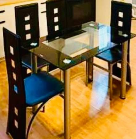 Dining table with chairs 1