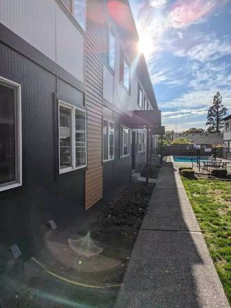$1,300 / 1br - 600ft2 - In the heart of the action! 1 bed, 1 bath. Don't miss out! (Portland)63914971997570120