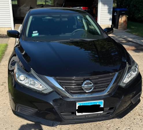 2017 Nissan Altima 2.5 S – Only 105K Miles – $6900 OBO - $6,900 (McHenry)63618690426113121