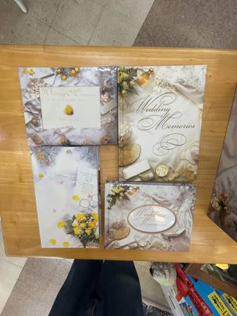 Wedding Memories box with wedding items in it 1