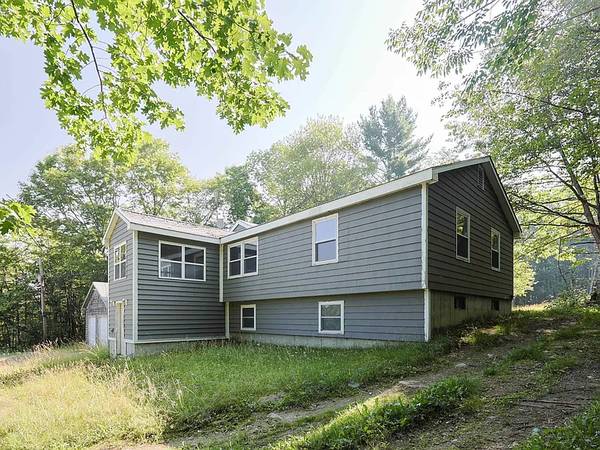 $369,000 / 3br - 3532ft2 - Handyman Special Mountain Home 13.9 Acres - Owner Financing Available! (Benton, NH)63656212587009121