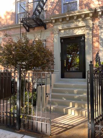 $2,902 / 1br - Rent Stabilized Updated 1-Bedroom, 1-Bath in Landmark Building (Prospect Heights)64146854525315120