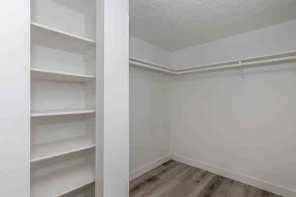 2 Bed, All Utilities Included, Easy Access to Shopping 1