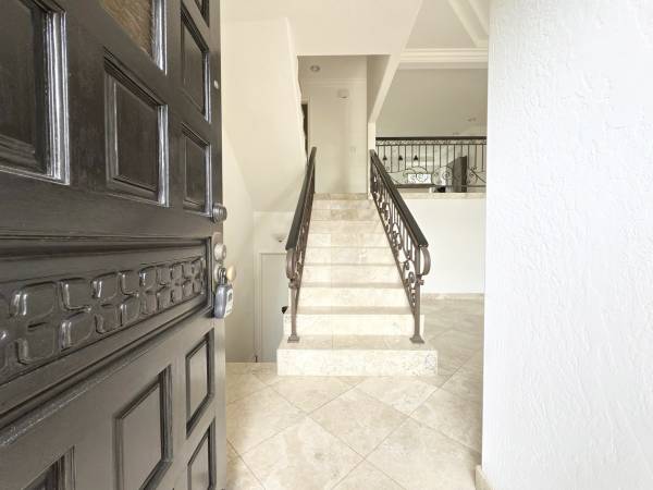 $3,795 / 2br - 1545ft2 - ¡Hermosa casa adosada en el campo de golf The Legends! (Carlsbad)63775544215553122