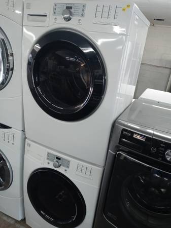 ★Kenmore stackable front load washer and dryer set 1