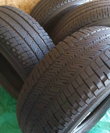 275/65R18 MICHELIN 1