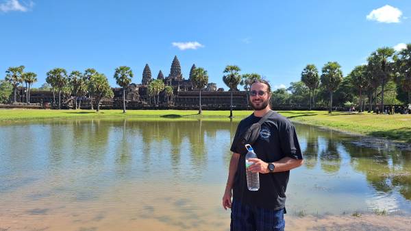 Responsible, Quiet Professional Seeking Room ASAP 1