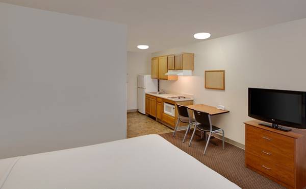 $305 / 1br - Pague semanalmente y quédese sin la molestia de un contrato! (11444 32nd Ave N, Texas City, TX)63812507255553123