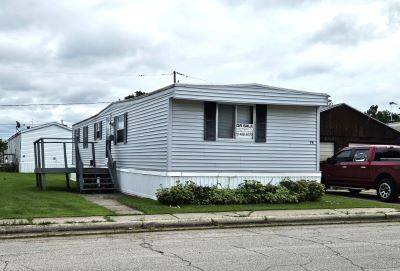$45,800 / 2br - $45,800  FOR SALE+Lot Rent  2BR, 1BA Manfuactured Home-Mobie Home (1331 Bellevue St  Lot 78, Green Bay, WI)63762440105985120