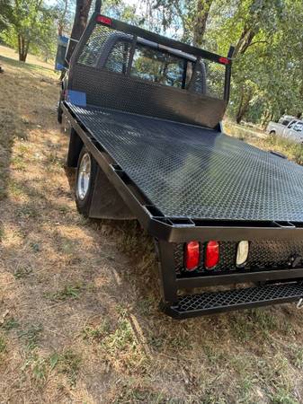 92 Chevy 1-ton 4x4 Flatbed - $6,000 (Cave Junction)63499961442051123