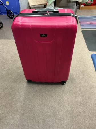 Large suitcase 1
