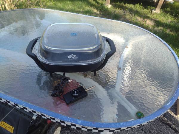 Rival 12" electric skillet 1