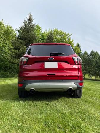 2017 Ford Escape SE 4 WD - $13,000 (Kalamazoo, Michigan)62927916508673124