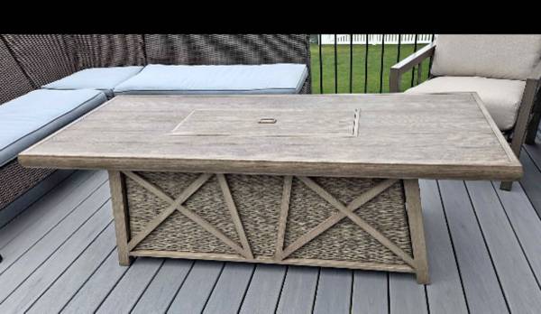Outdoor Fire Pit Table 1
