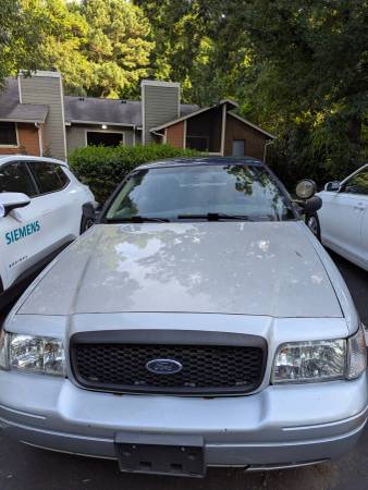 2010 Ford Crown Vic Police Interceptor – $4000 (tal cual) - $4,000 (Raleigh)63470077373699121