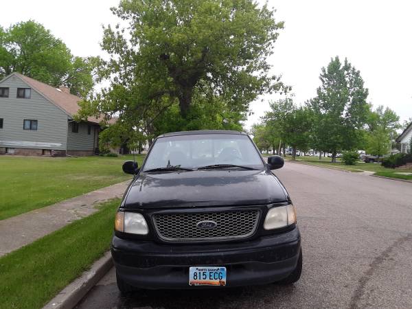 2001 Ford pickup truck F 150 1