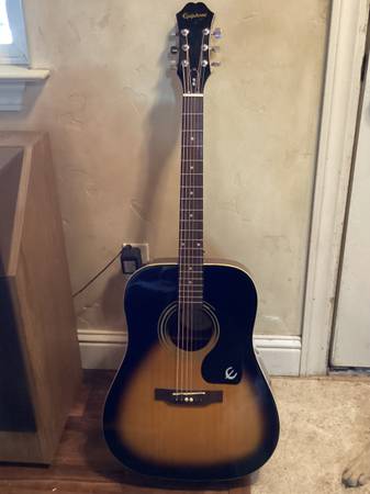 GUITAR - EPIPHONE 1
