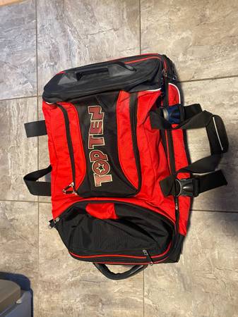 Duffel Bag w/wheels 1