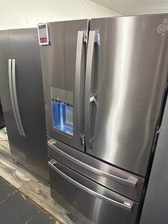 OPEN BOX NEW COUNTER DEPTH REFRIGERATOR 1