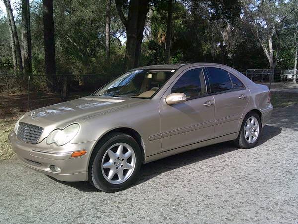 2002 MERCEDES_BENZ C320 1