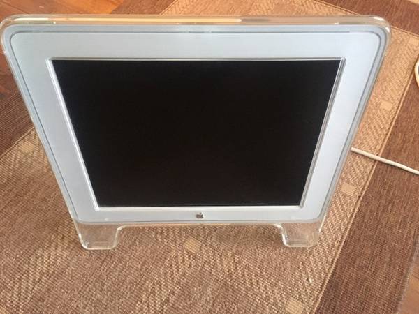 Apple Cinema Display vintage M7649 - $150 (Winthrop)63438047645185123