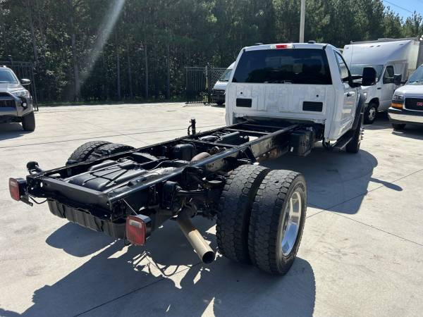 2023 Ford F600 F-600 XLT - Photo 5